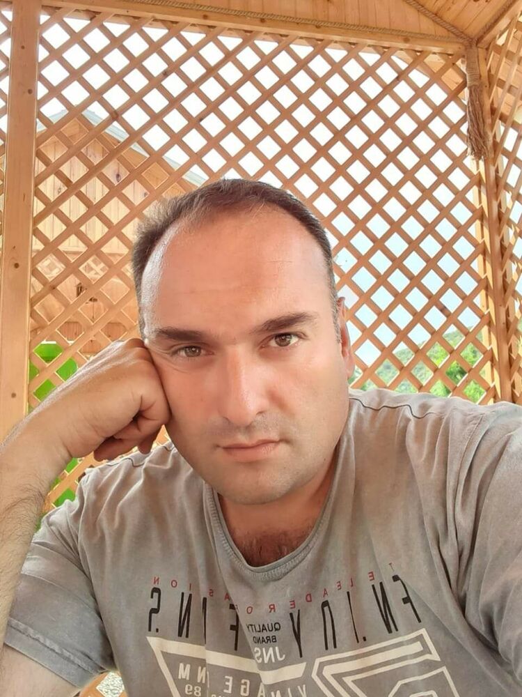  39796019  Elxan, 43 ,    Zbaszynek