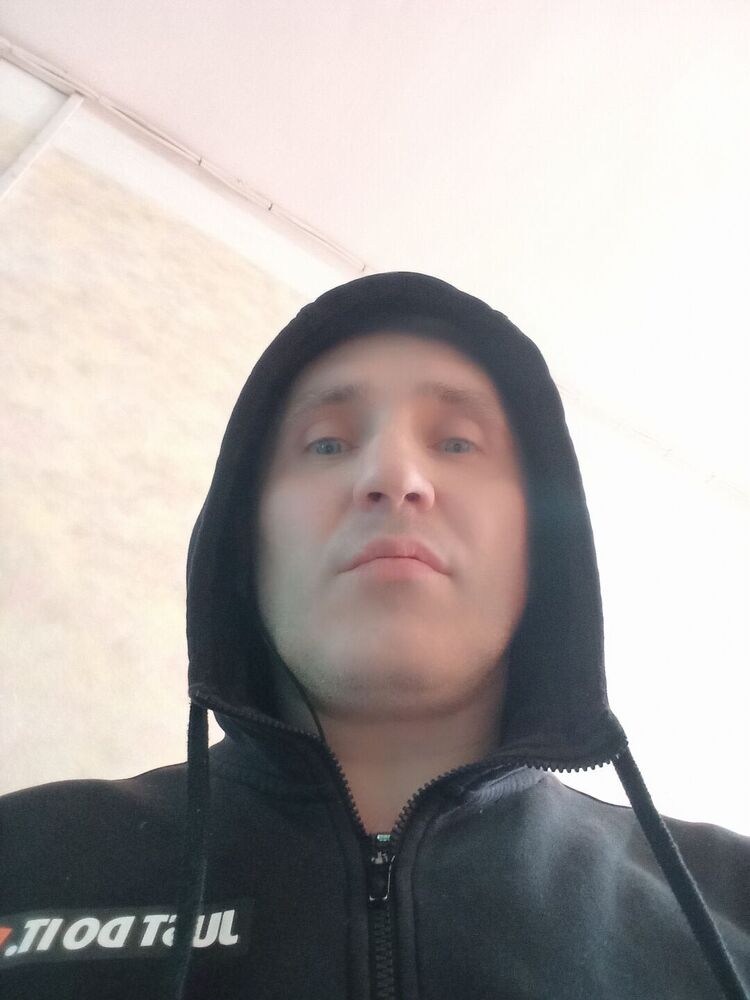  42928529  , 46 ,     