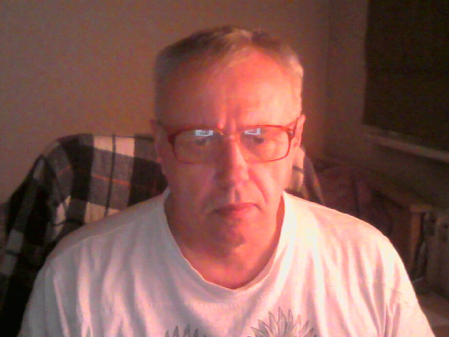  11799139  Valeriy, 71 ,    