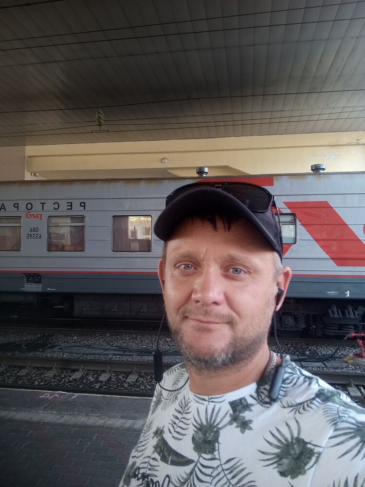  52848929  , 44 ,    