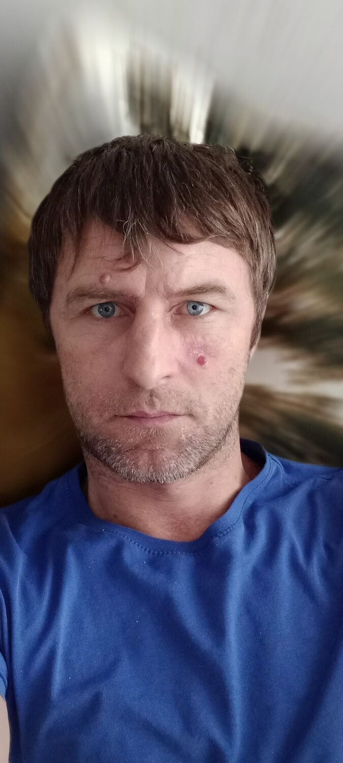  ,   Oleg, 42 ,   ,   