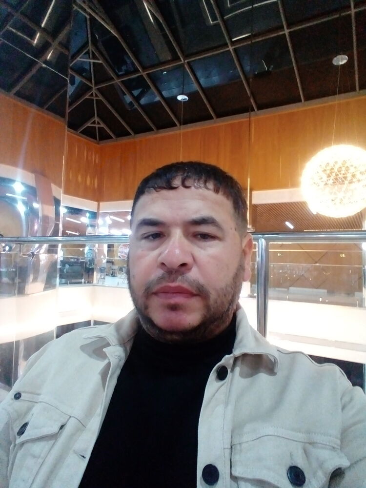  ,   Sayid Ashur, 52 ,   ,   