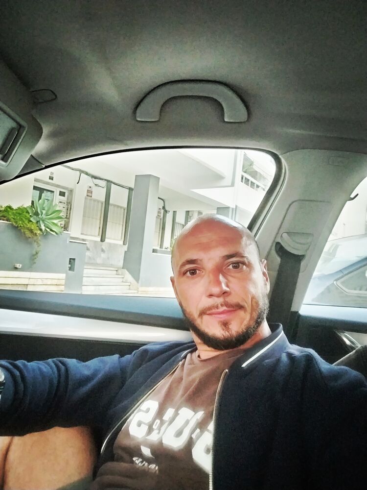  46305219  Igor, 37 ,    