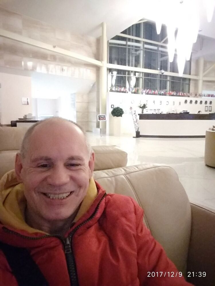  15050899  Sergey, 63 ,    