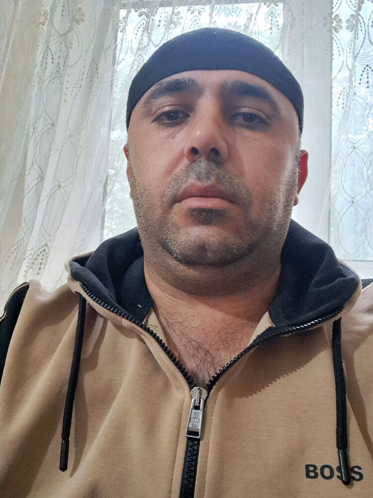  46906659  , 41 ,    