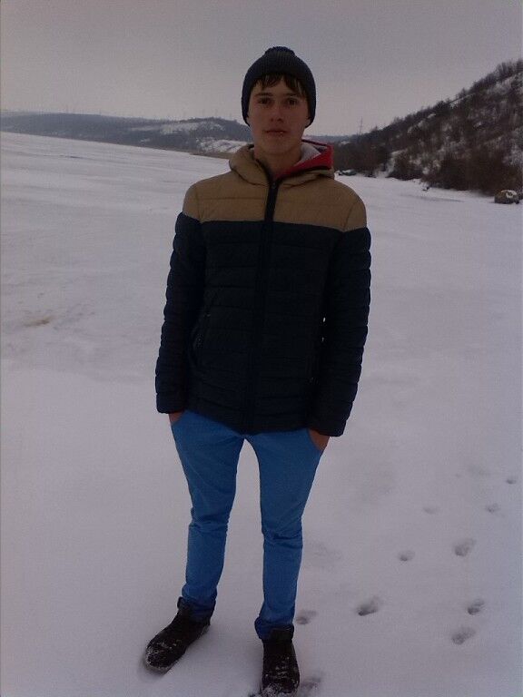  7549159  Danu, 27 ,    