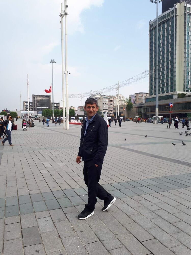  44123609  Ibrahim, 56 ,    Esenyurt