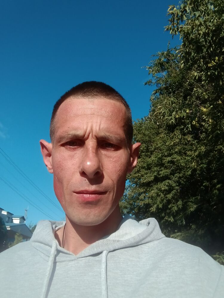  45708319  , 42 ,    