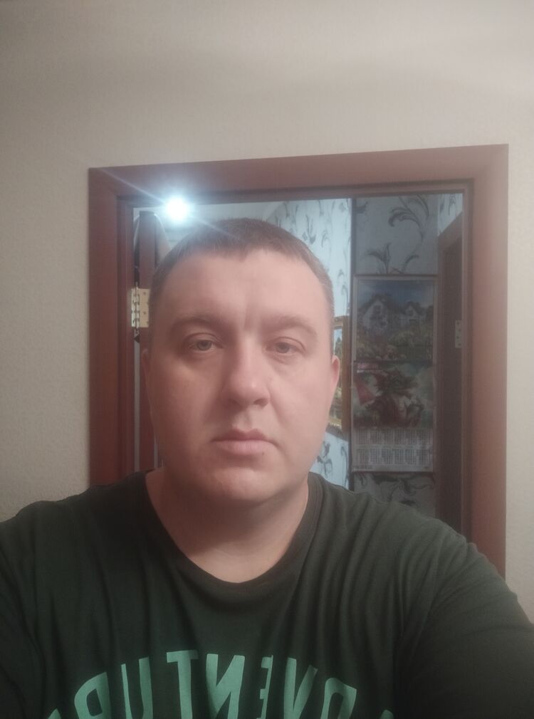  46681139  , 37 ,    