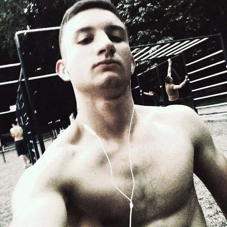  ,   Anatol, 26 ,   ,   , c 