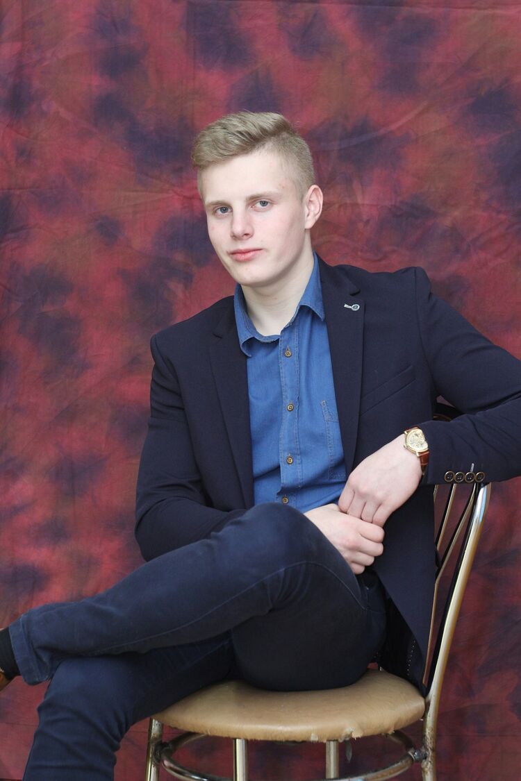  46926659  Dimitrijs, 31 ,    