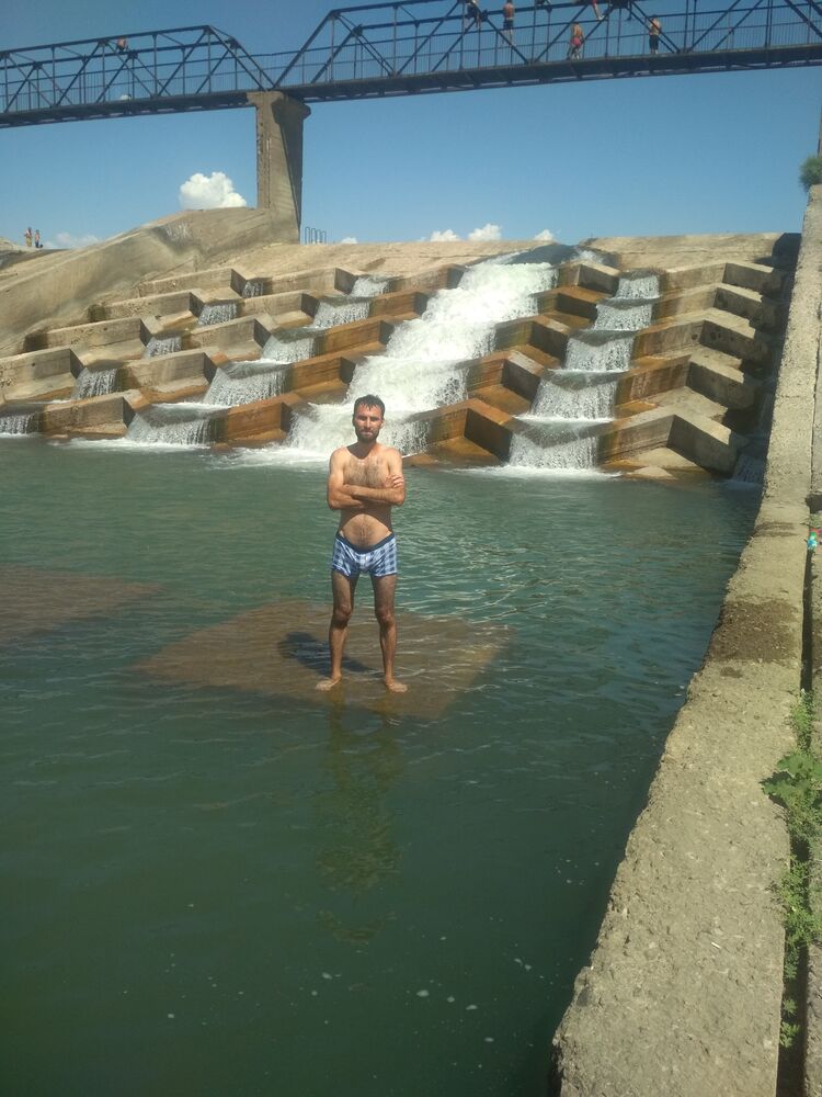  ,   Talat, 35 ,     