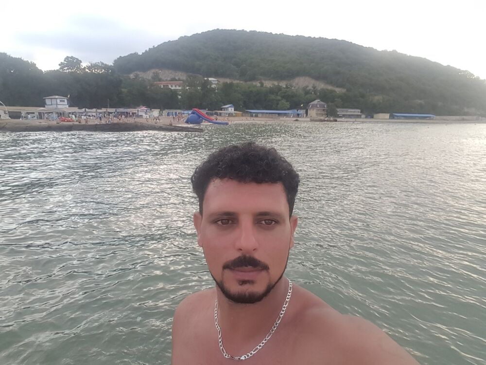  ,   Teto, 42 ,   ,   , c 