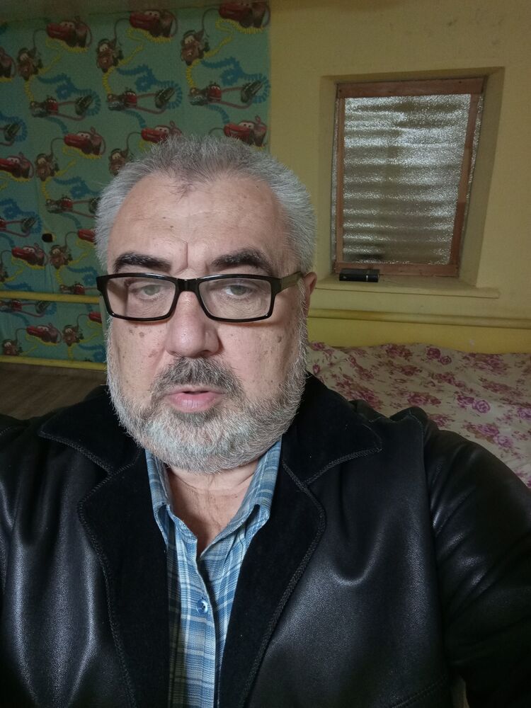  ,   Pasha, 56 ,   ,   , c 