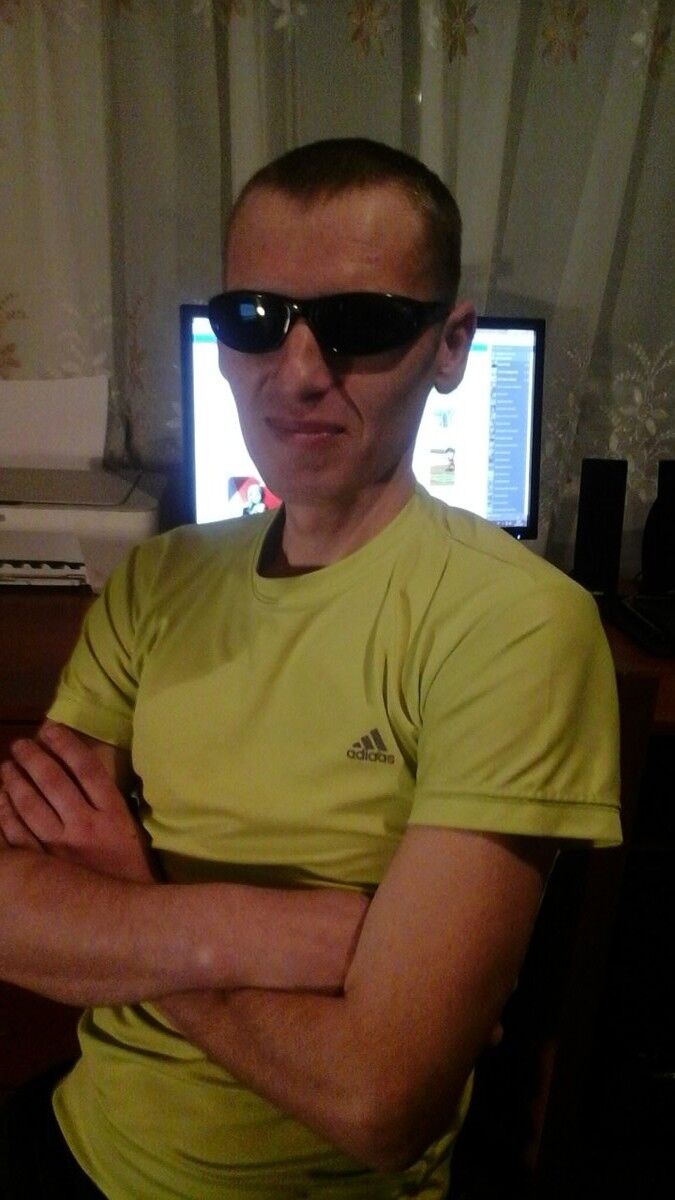  ,   VLADIMIR, 47 ,   