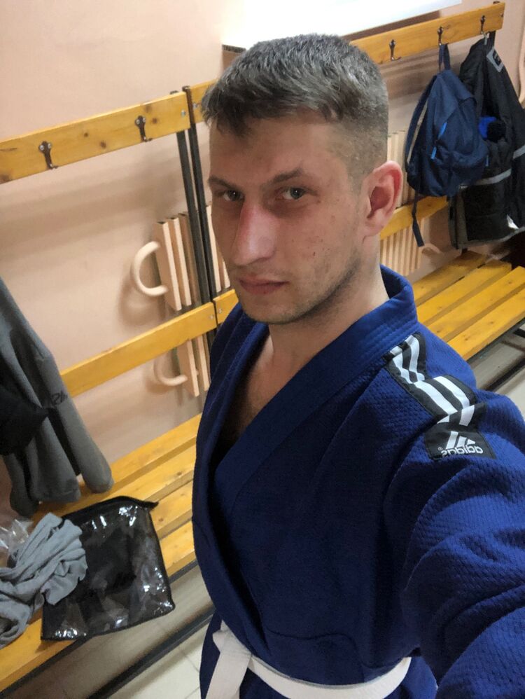  36776849  Naga Yura, 31 ,    -