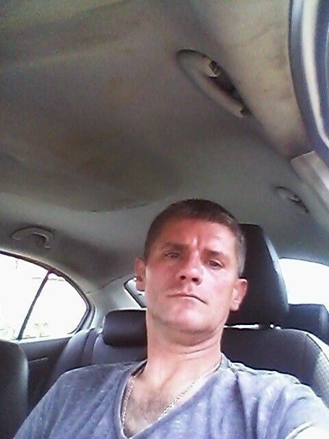 9956219  VADIM, 52 ,    