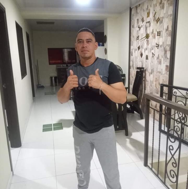  ,   Lenderson, 42 ,   ,   