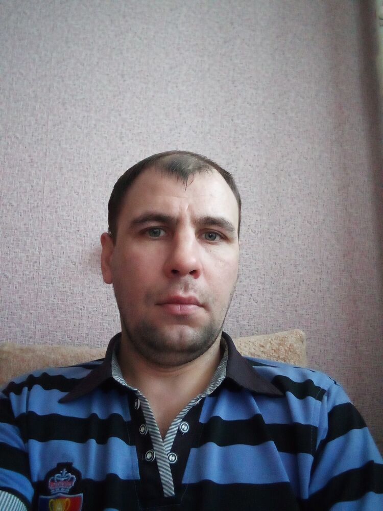  32378989  Vladimir, 37 ,    -