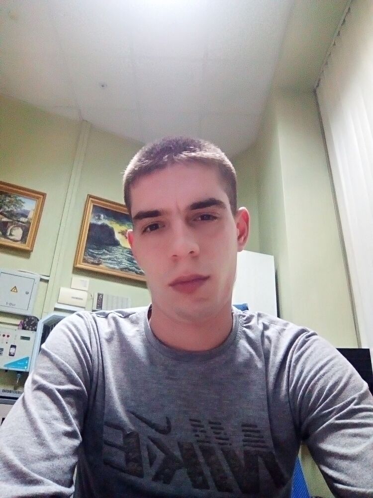  18106349  , 30 ,    