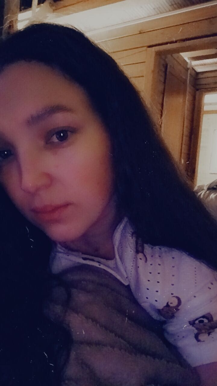  ,   Alena, 32 ,   