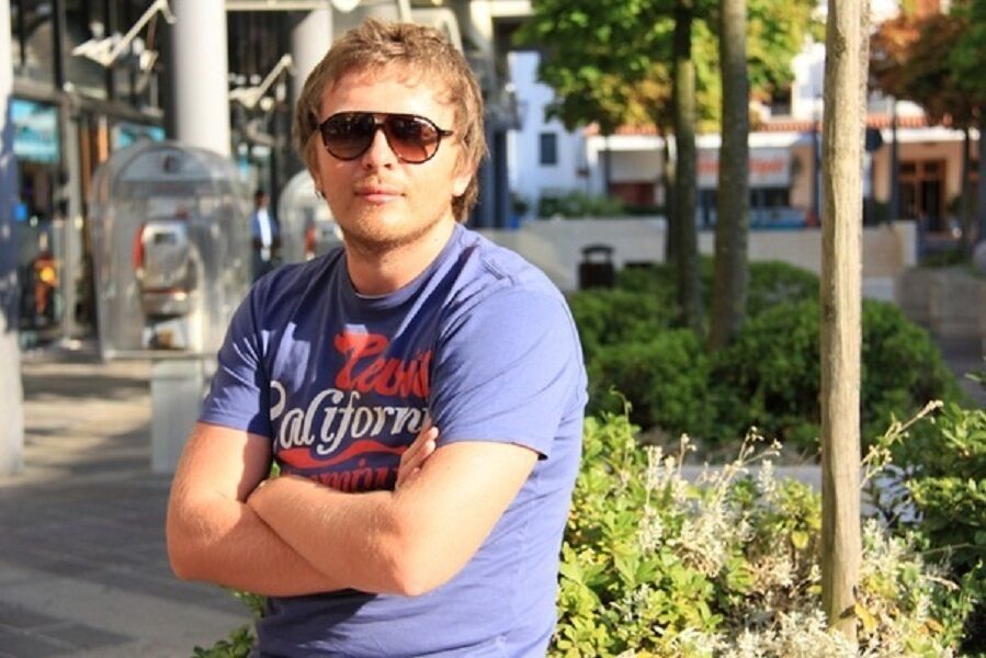 ���� 23329049 ������� ������, 44 ����, ���� ���������� � �����