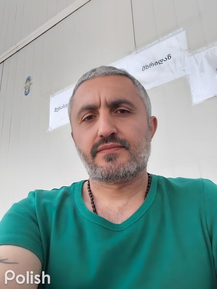  45339179  Temur, 34 ,    
