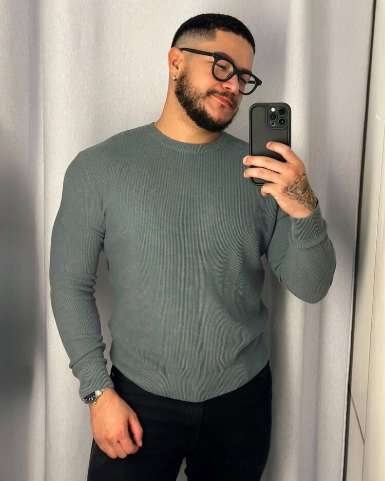  50929379  Artem, 38 ,    