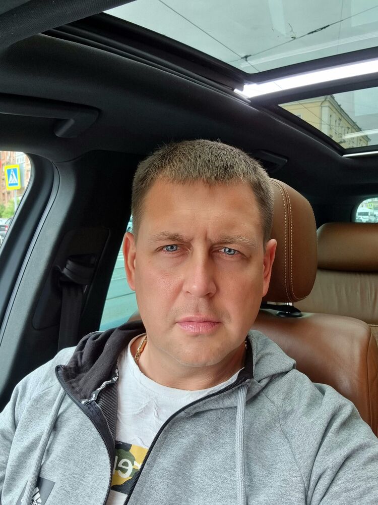  53063109  Vladislav, 39 ,     