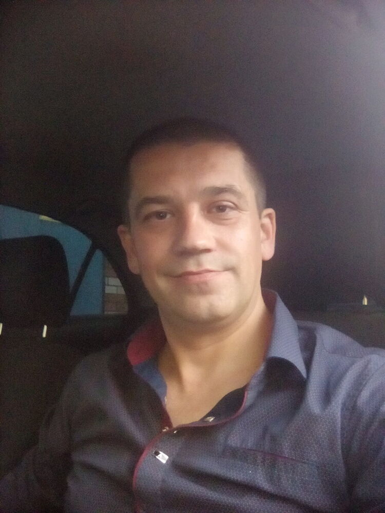  22231099  Oleg, 46 ,    