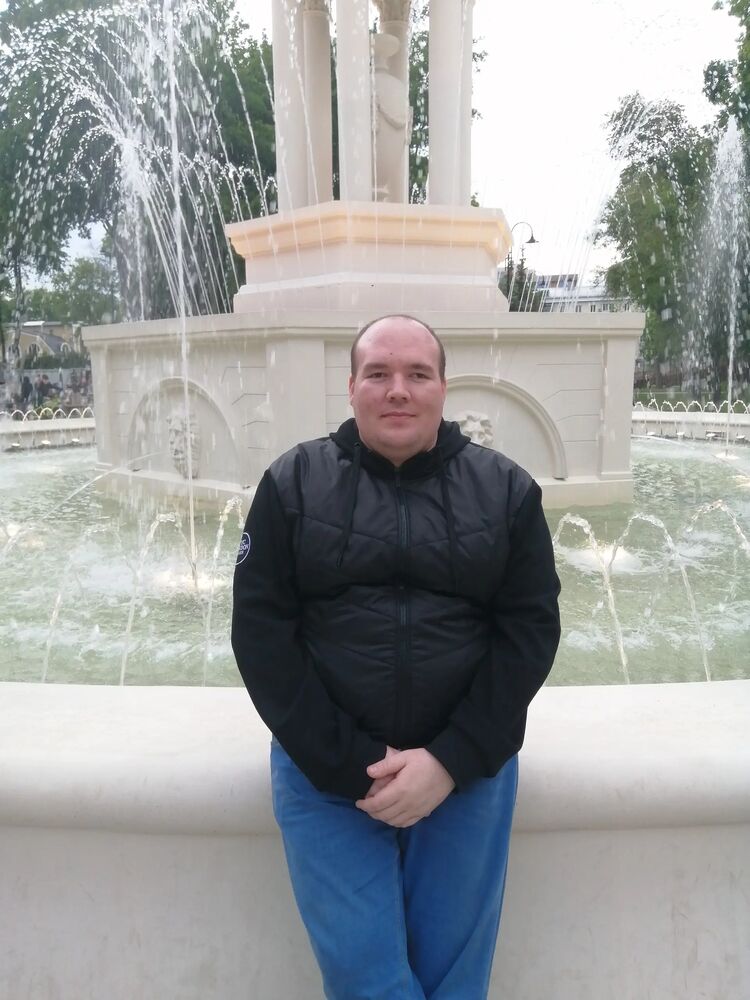  53824969  Anatoly, 32 ,    