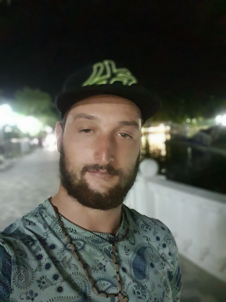  ,   Jordan, 32 ,   ,   