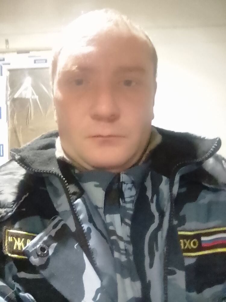  40033269  , 37 ,    