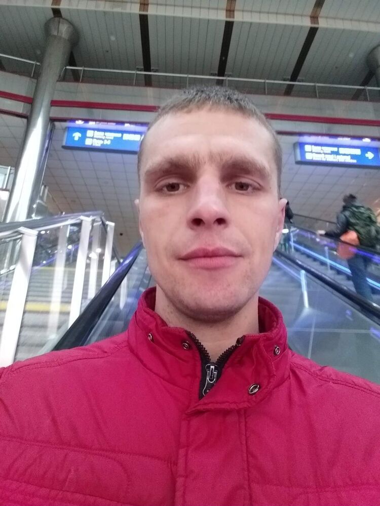  ,   Sergei, 35 ,   ,   , c 