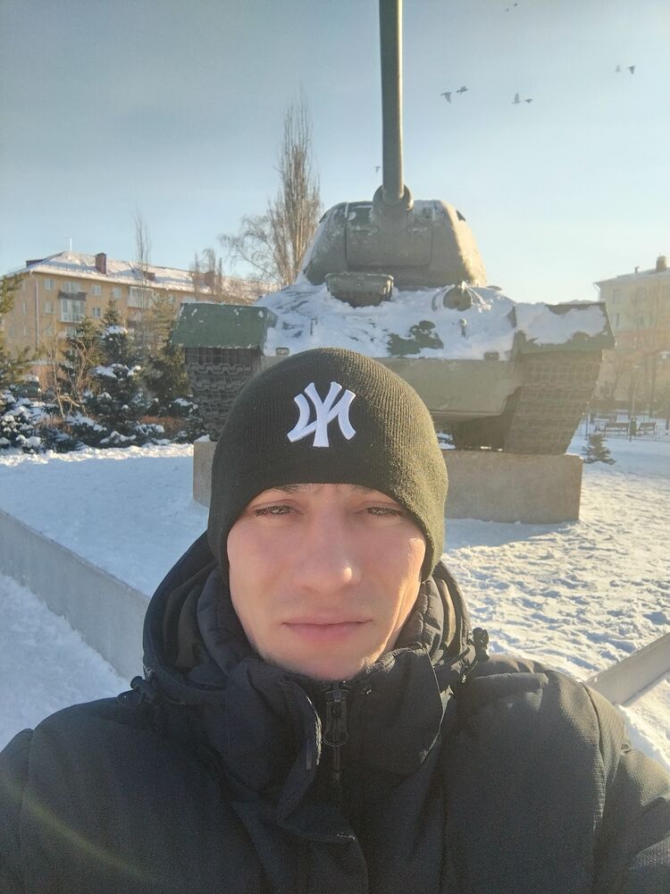  31717899  , 36 ,    