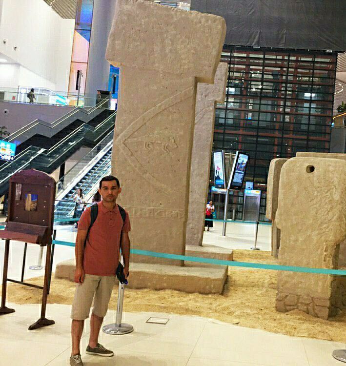  24148839  Abdumalik, 37 ,    