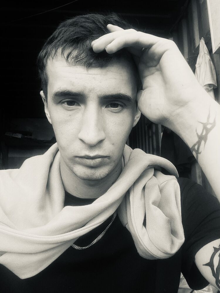  ,   Dima, 25 ,   ,   