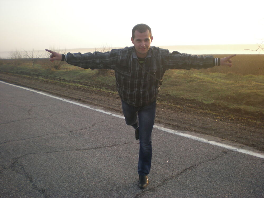  5635849  Andrei, 37 ,    