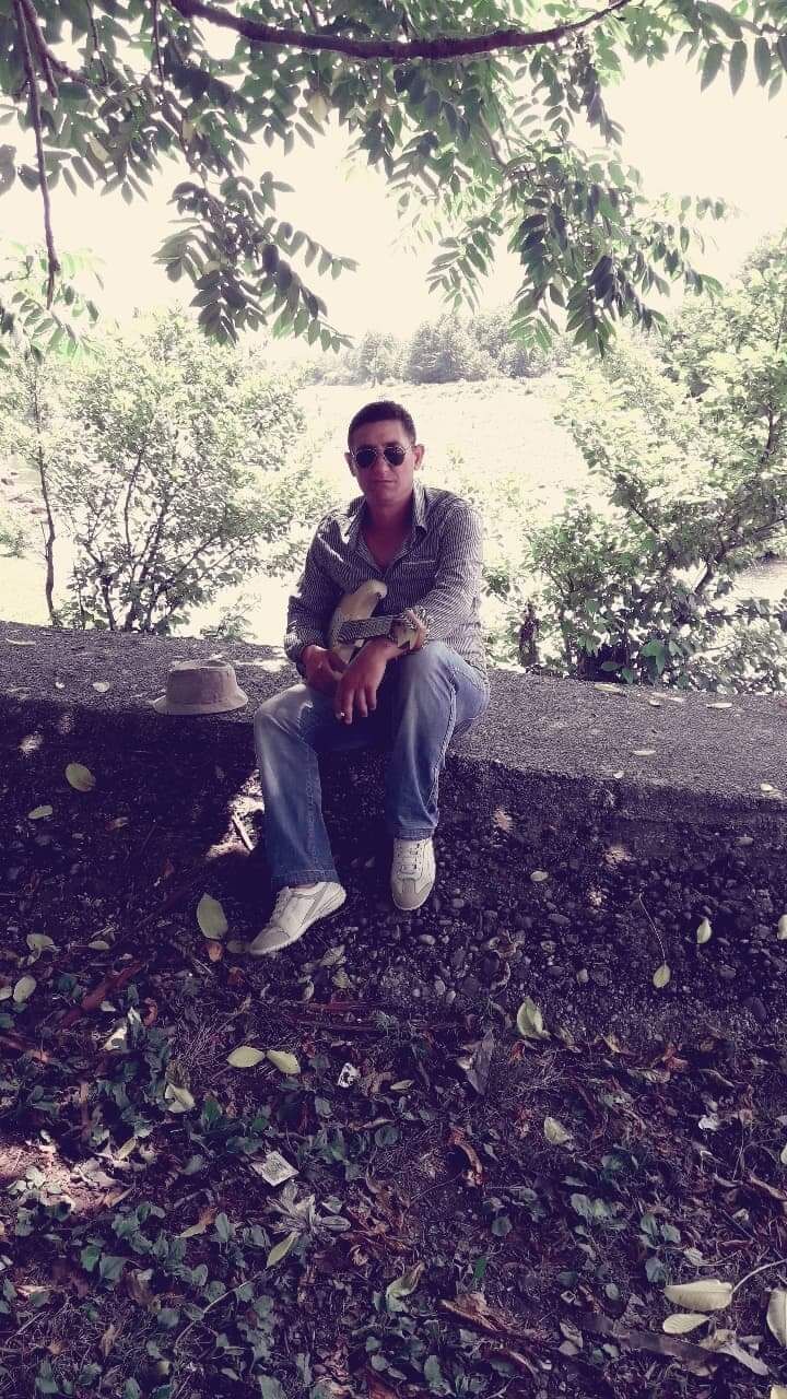  37948069  , 49 ,    