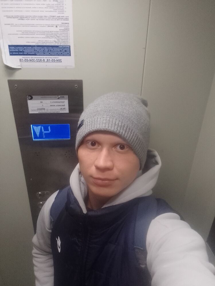  49717729  , 33 ,    