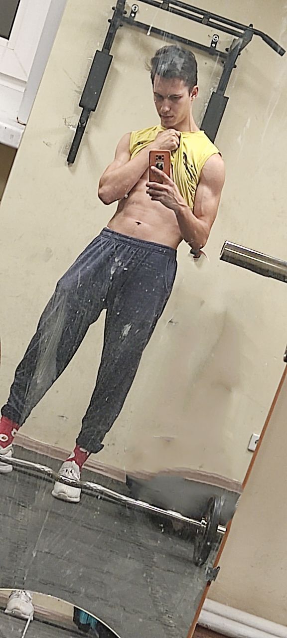  32207719  , 22 ,    