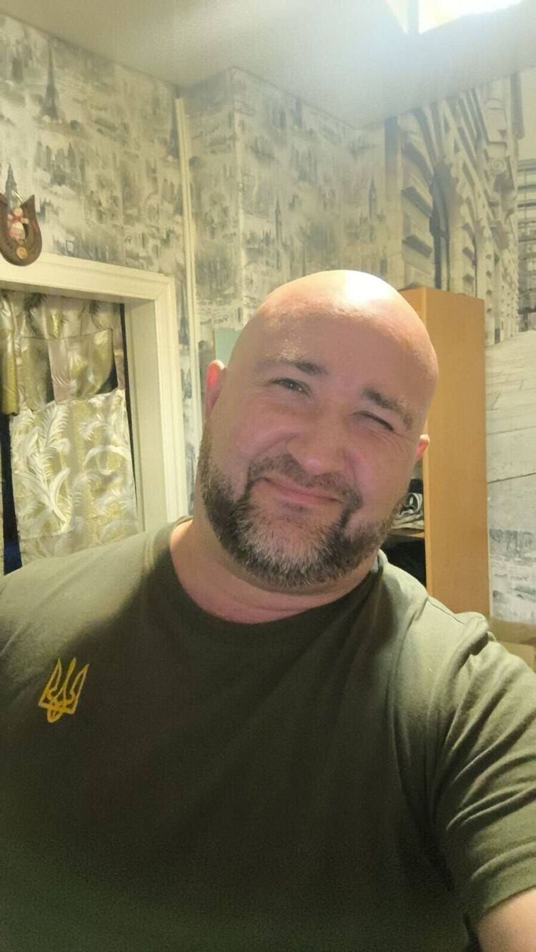  53878649  Sebastian, 54 ,    