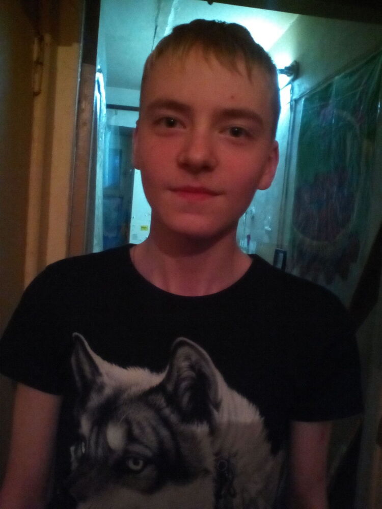  7998469  Andrey, 27 ,    