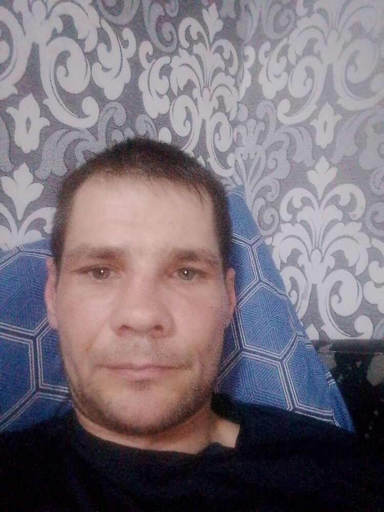  41955629  Vasily, 35 ,    