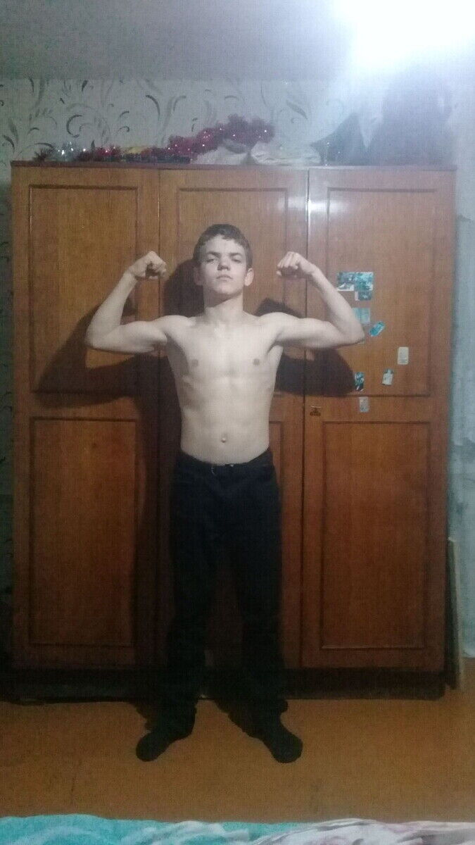  21680889  , 25 ,    
