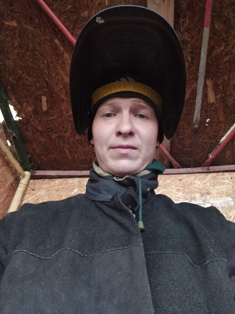  ,   Denis, 36 ,   ,   , c 