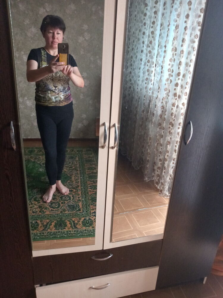  ,   Elena, 46 ,  