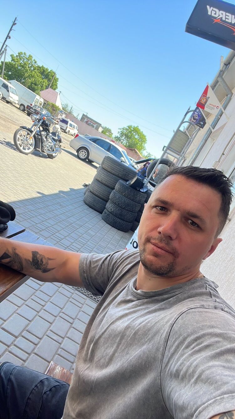  31536929  , 36 ,    
