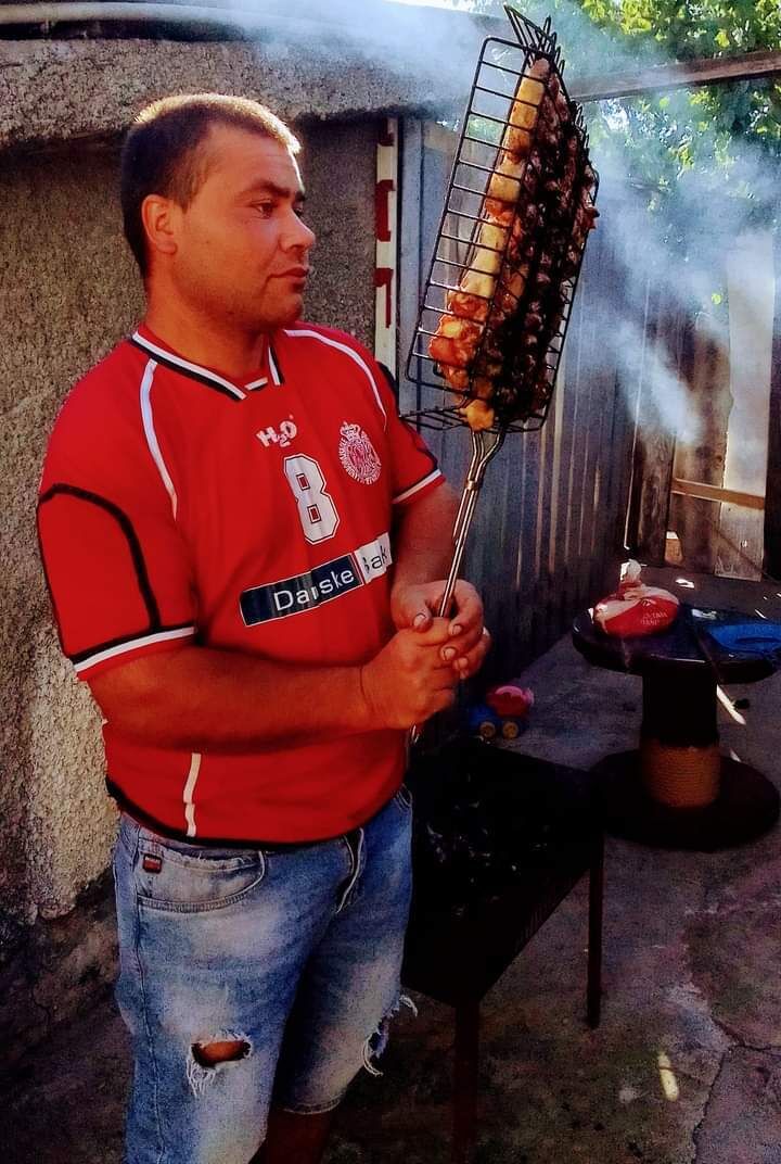  32134049  , 28 ,    