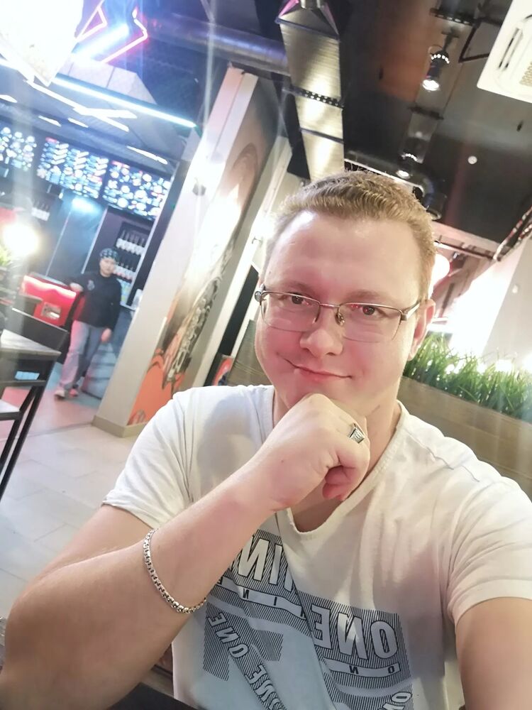 ���� 39392899 ������� Roman, 32 ����, ���� ���������� � �����-����������